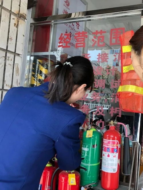 集美消防在行動(dòng) 筑牢安全防線，規(guī)范消防器材銷售市場(chǎng)